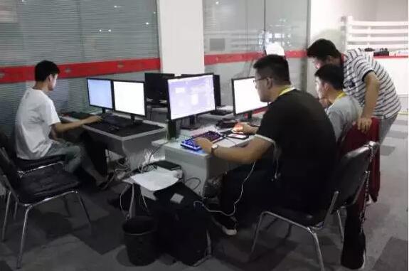 云和数据教学全面进入六位一体教学模式2.0 国际时代——更好的学习,更好的就业